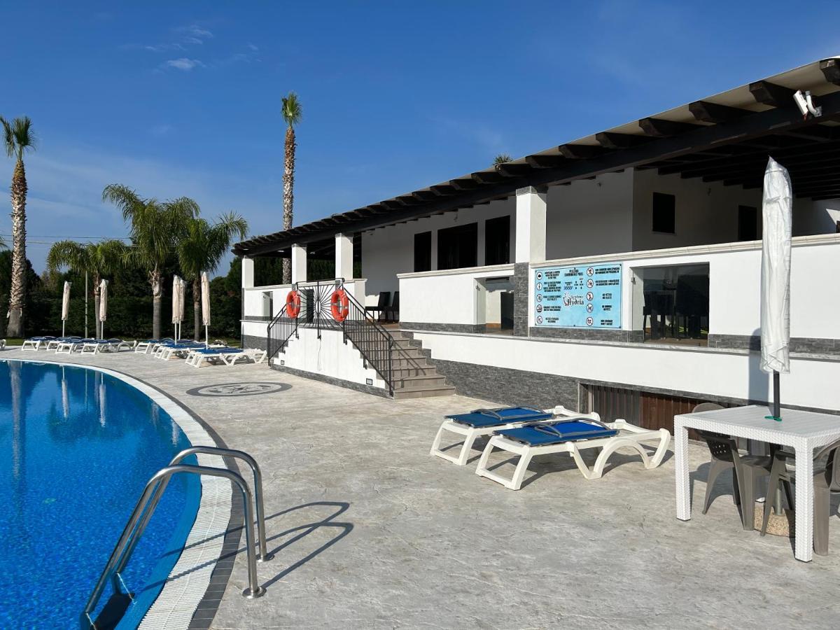 Residence Hydria Campofelice Di Roccella Extérieur photo