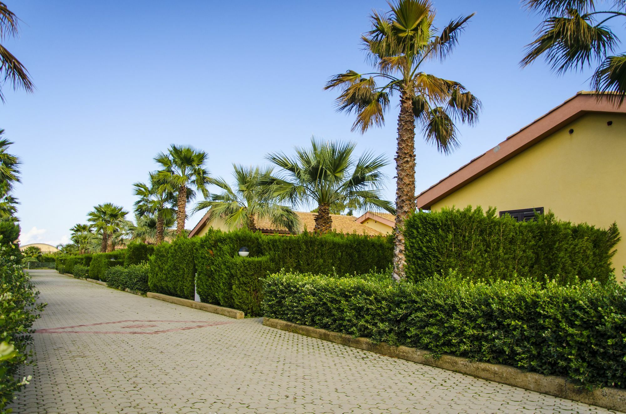 Residence Hydria Campofelice Di Roccella Extérieur photo
